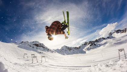 开云集团中国官网-《CS_GO国际冠军联赛，豪门宿命对决不断》，csgo国服第一富豪