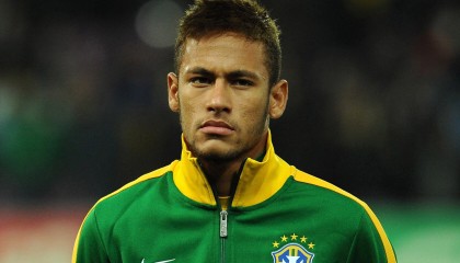 开云官网-西甲：马德里双雄激烈争夺，积分差距逐渐缩小，马德里竞技西甲直播赛